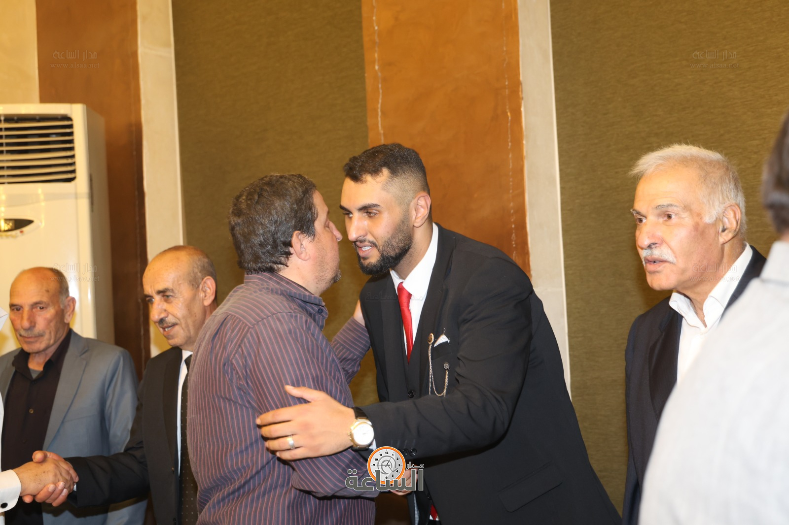 Madar Al-Saa Images 0.18173695542304158