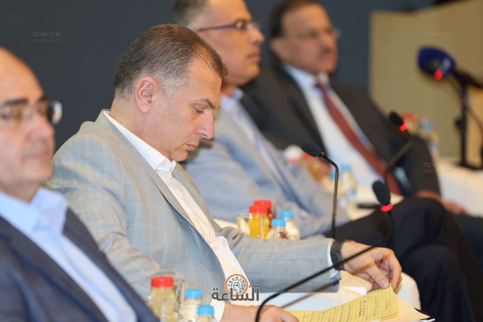 Madar Al-Saa Images 0.800948575876879