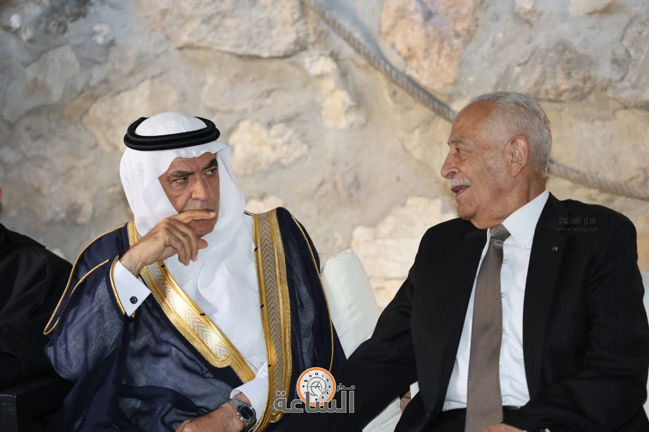 Madar Al-Saa Images 0.2318314157545276