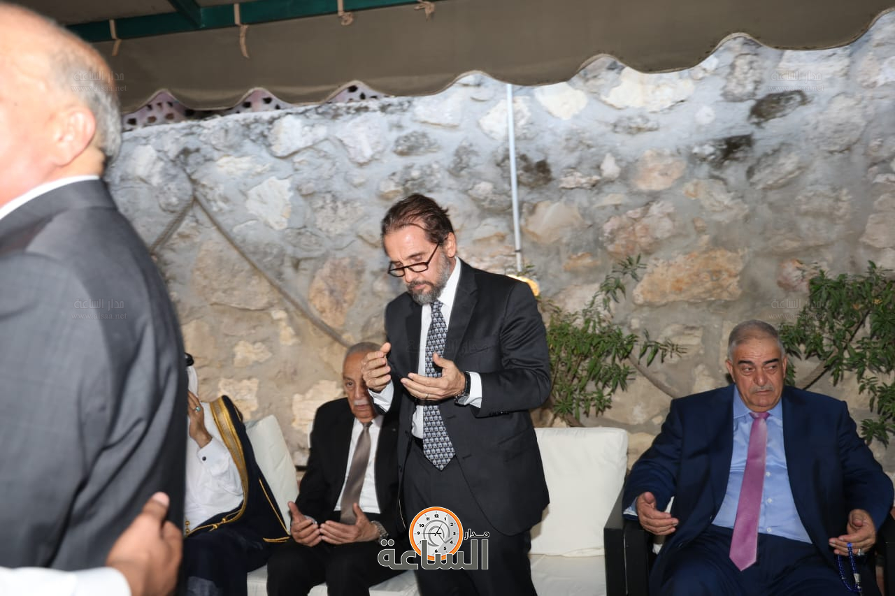 Madar Al-Saa Images 0.9180539530341688