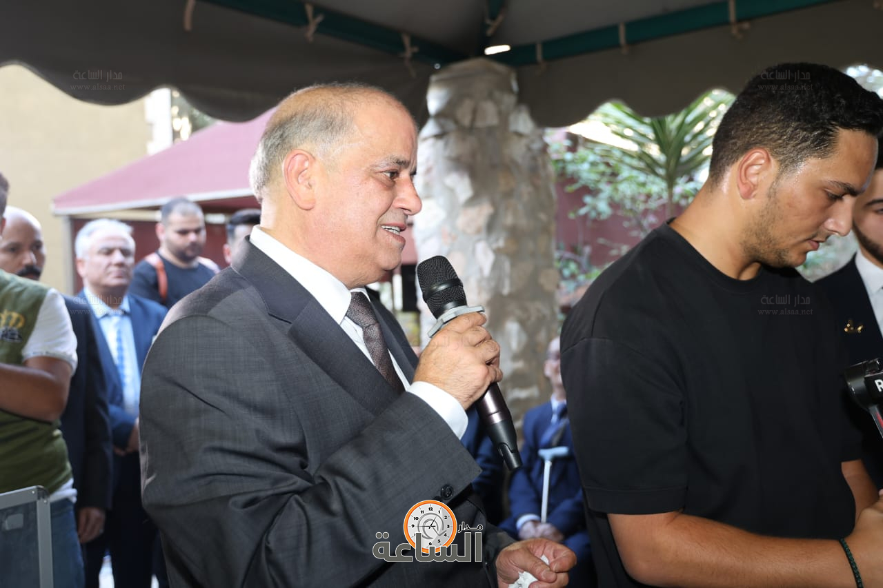 Madar Al-Saa Images 0.5313747443075472