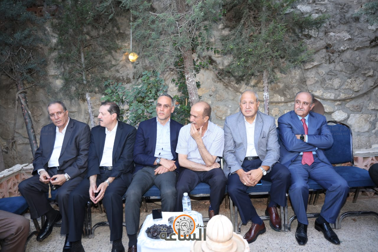 Madar Al-Saa Images 0.48281552029917996