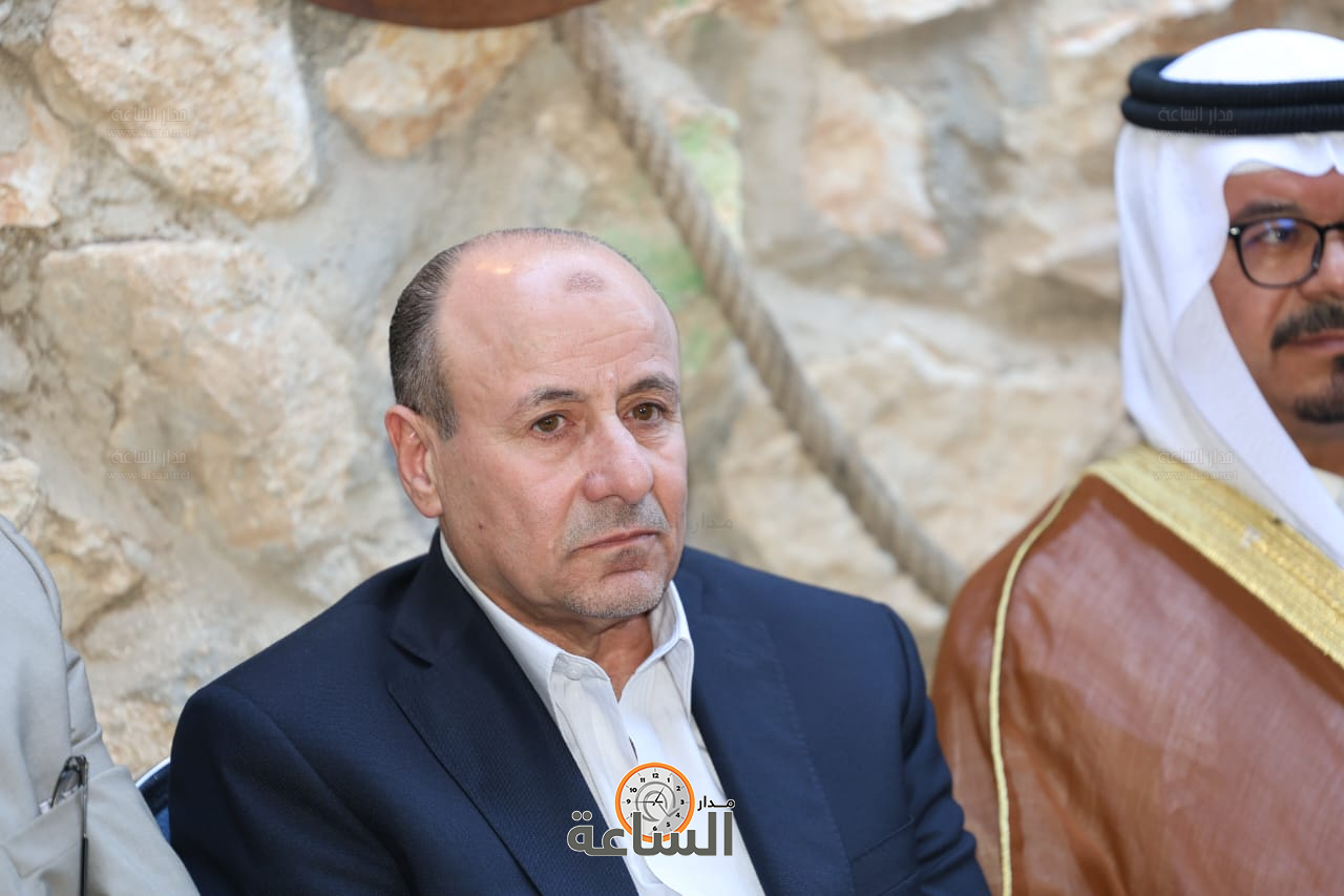 Madar Al-Saa Images 0.870662510130167