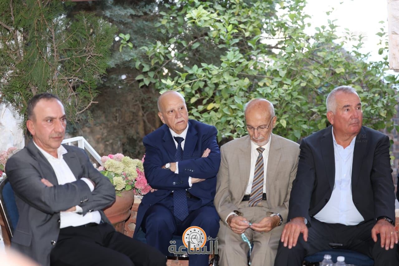 Madar Al-Saa Images 0.18342524491344958