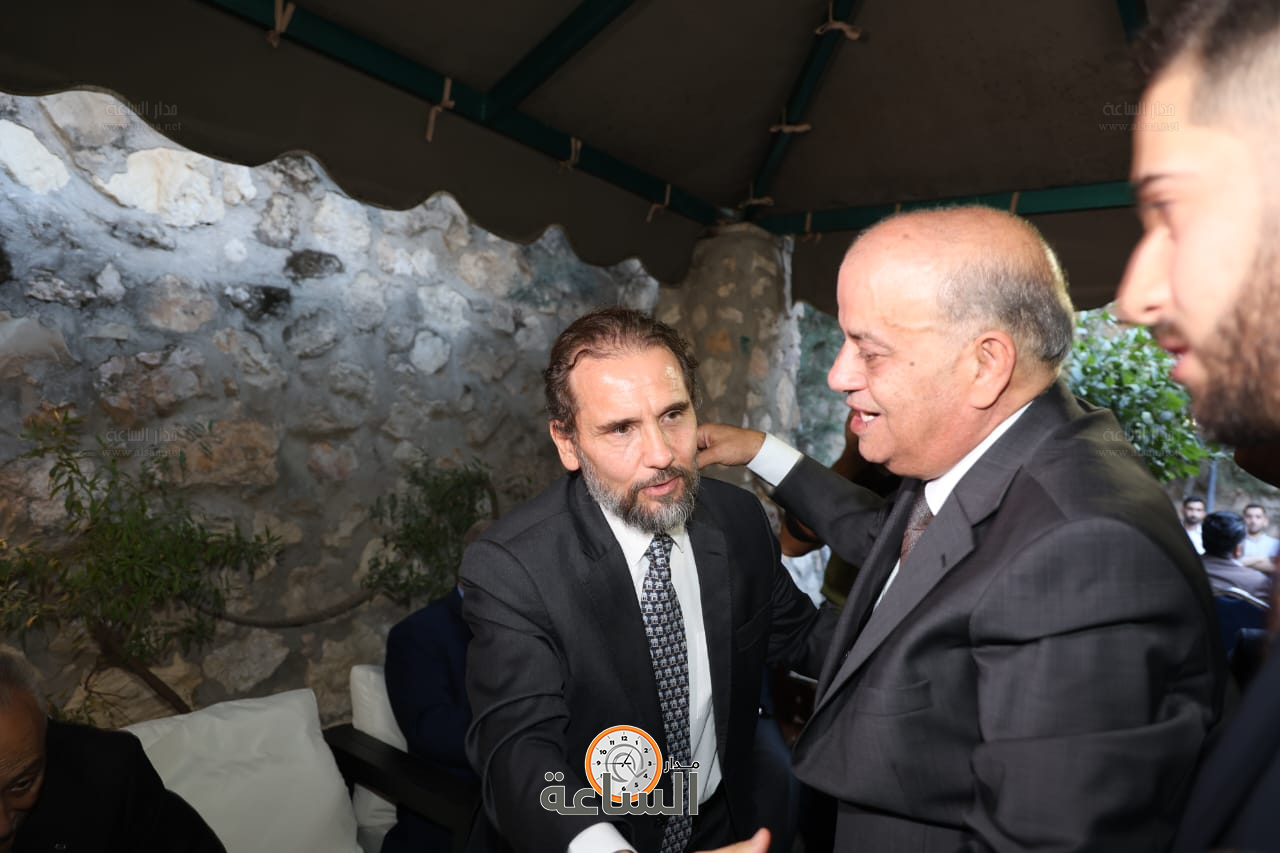 Madar Al-Saa Images 0.7559665194494021