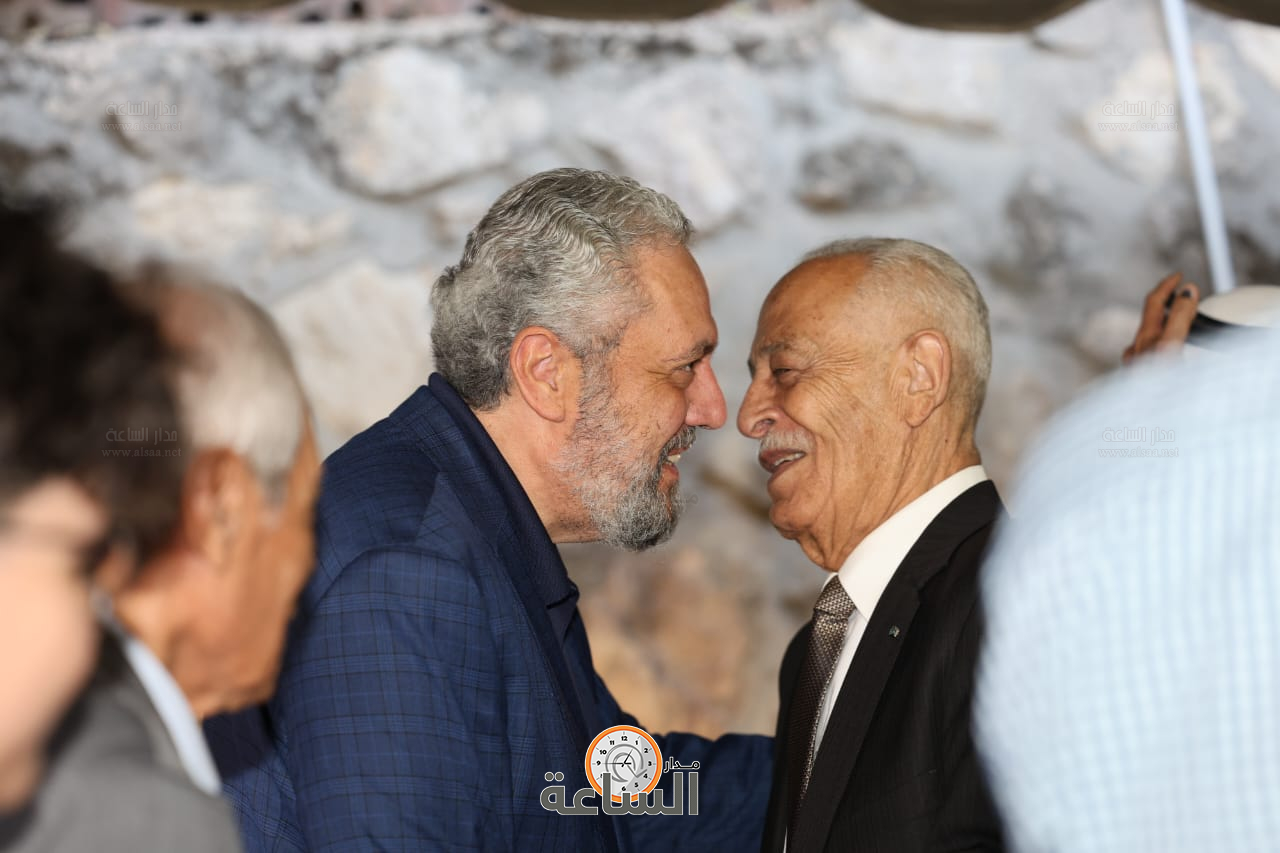 Madar Al-Saa Images 0.3276396845624222