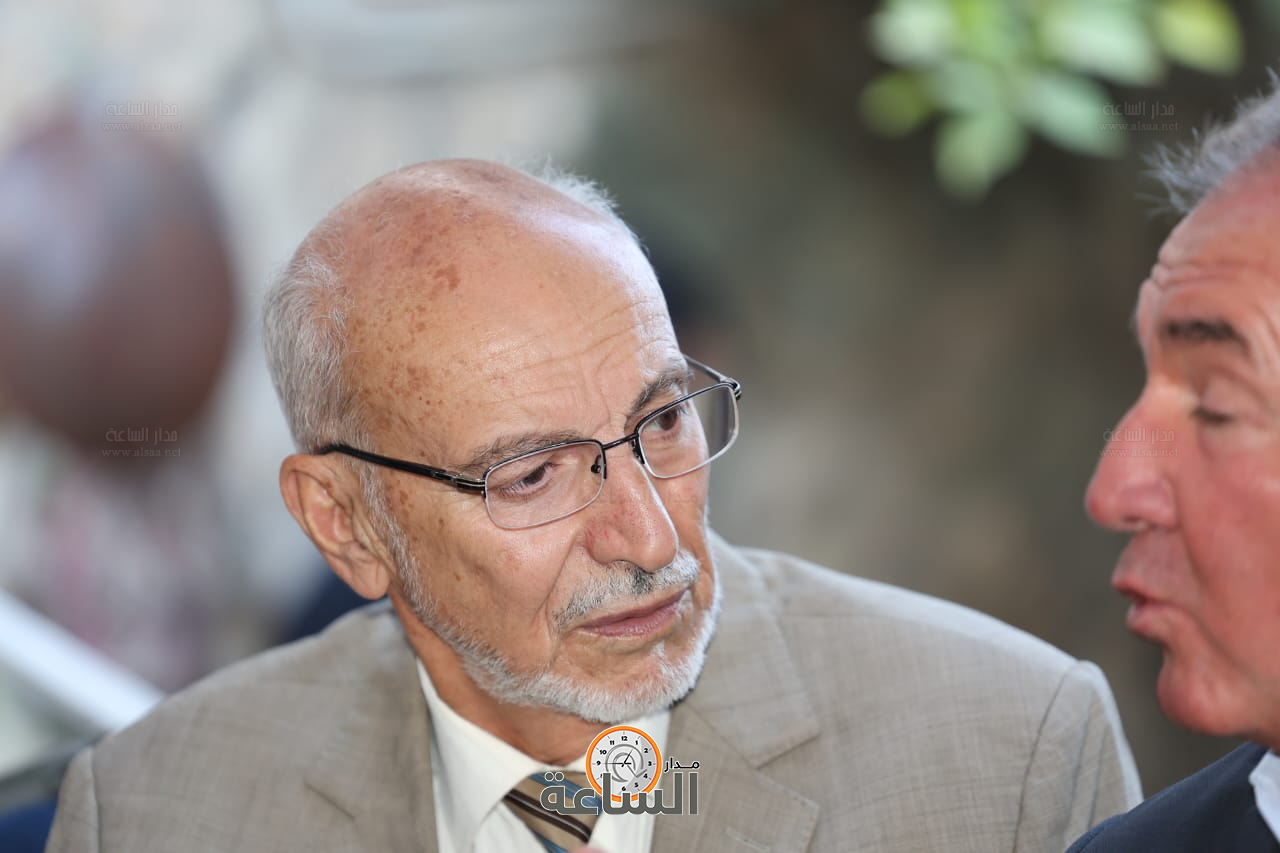 Madar Al-Saa Images 0.12923622991932338