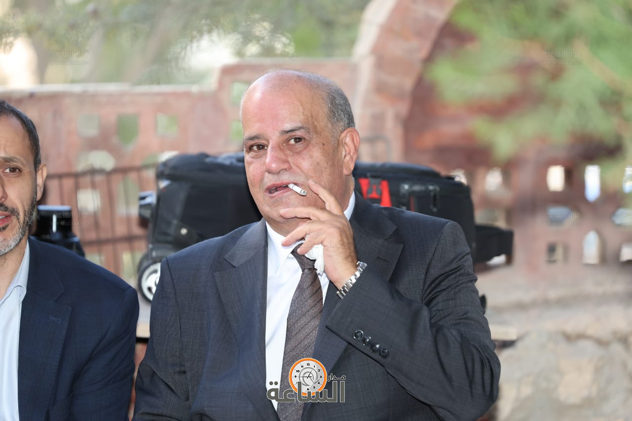 Madar Al-Saa Images 0.4007658148446549