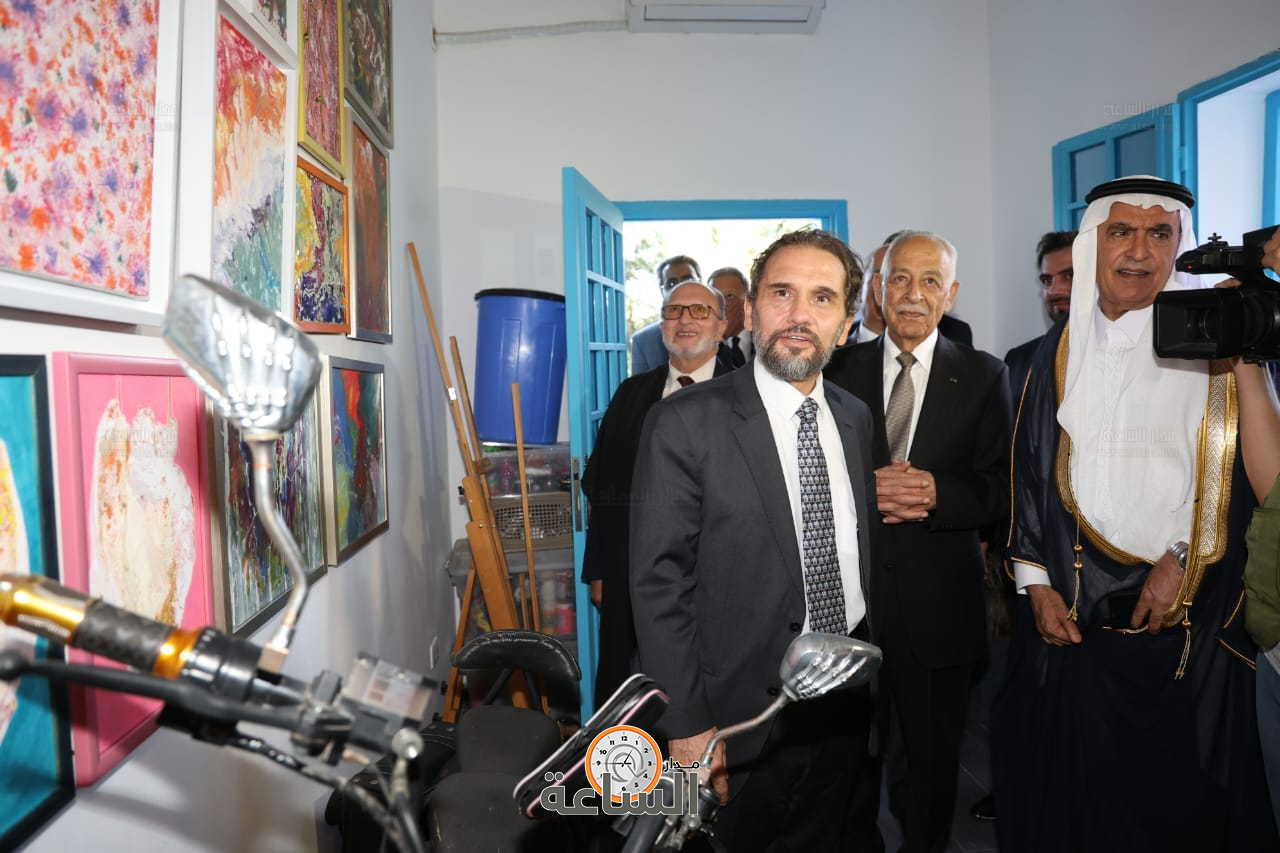 Madar Al-Saa Images 0.6633816820850987