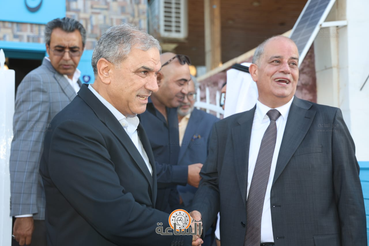 Madar Al-Saa Images 0.8259036405018121