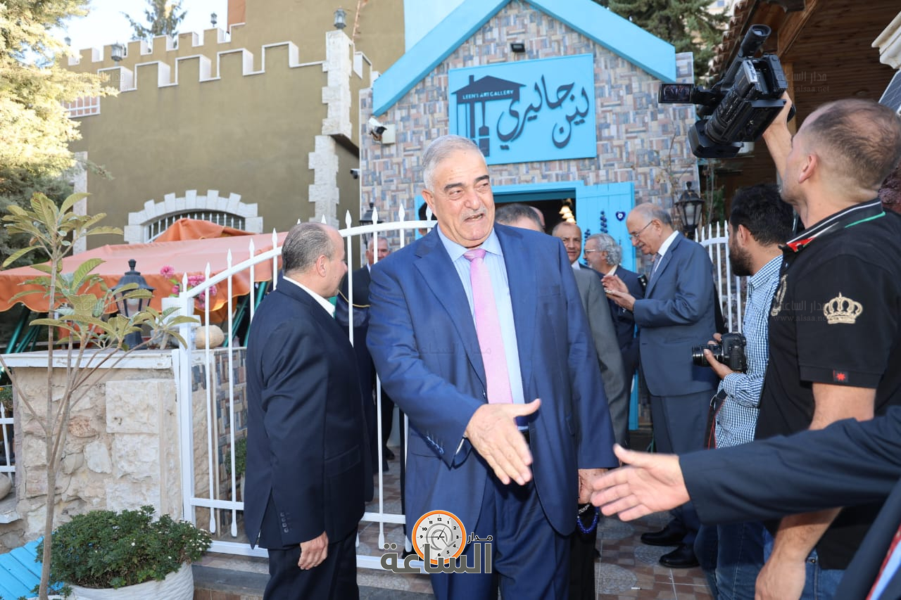 Madar Al-Saa Images 0.301715678269473