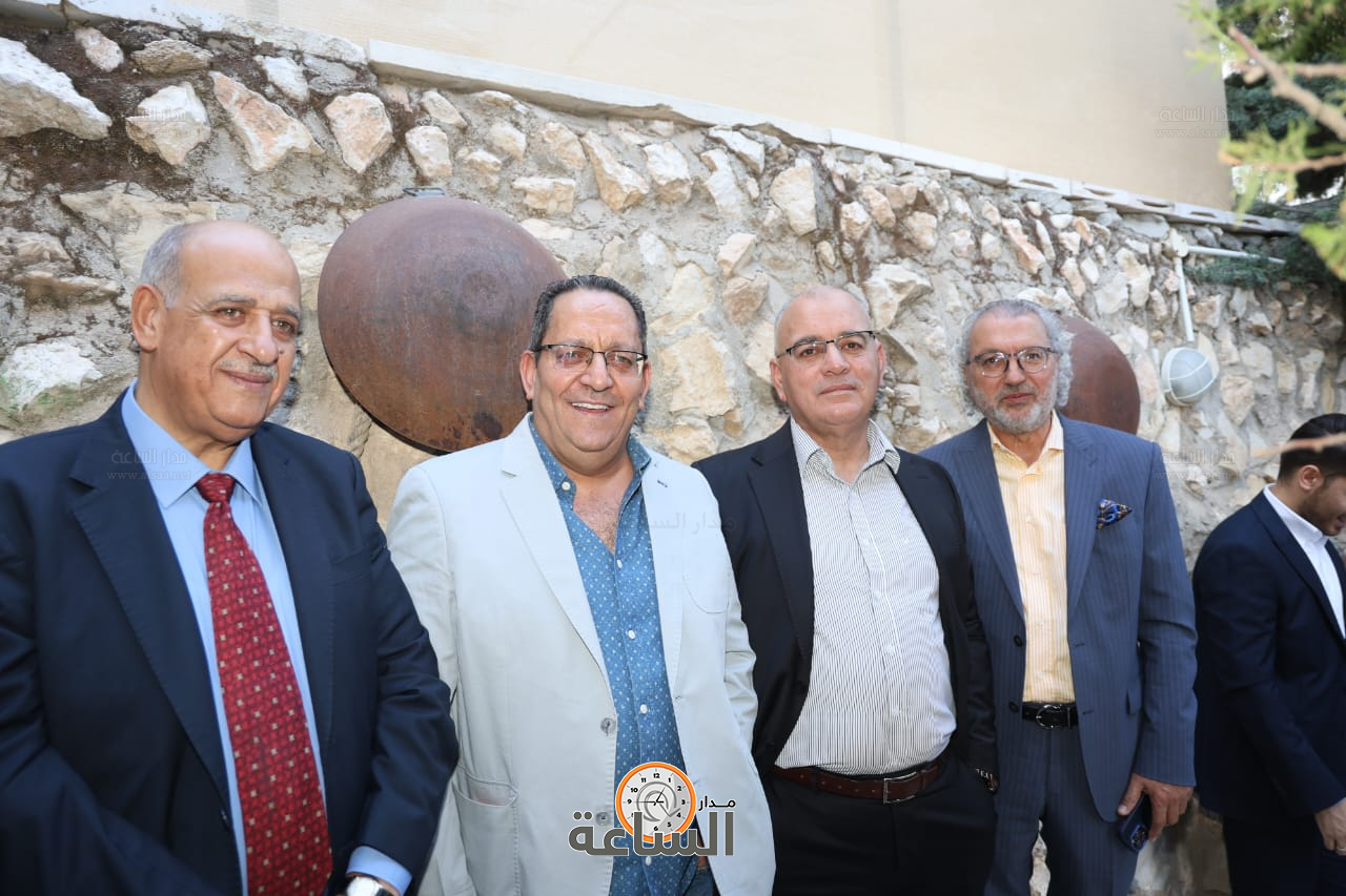 Madar Al-Saa Images 0.07314315159327911