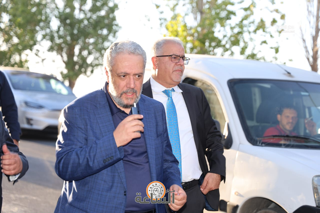 Madar Al-Saa Images 0.7054707714376174