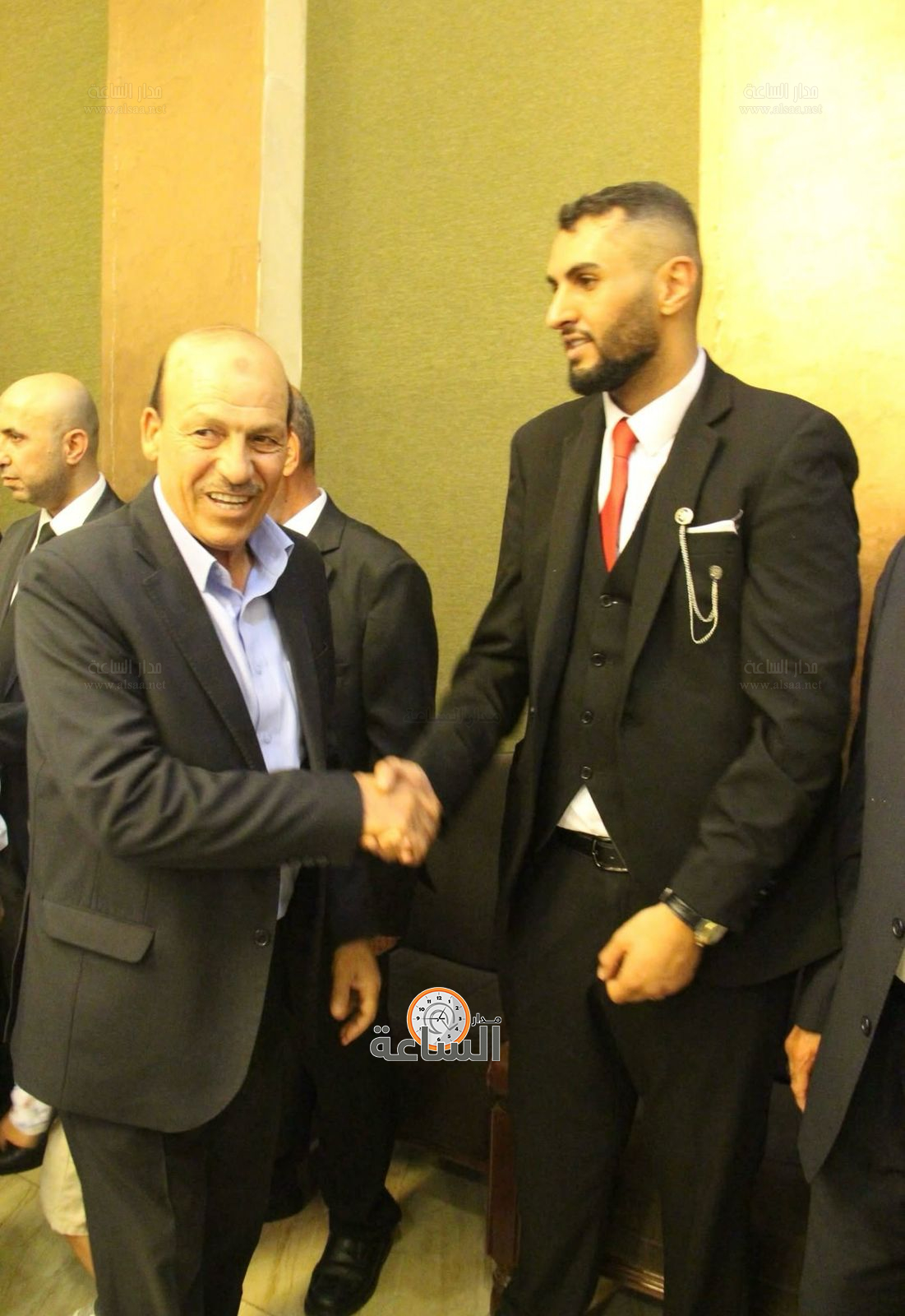 Madar Al-Saa Images 0.7591867647419298