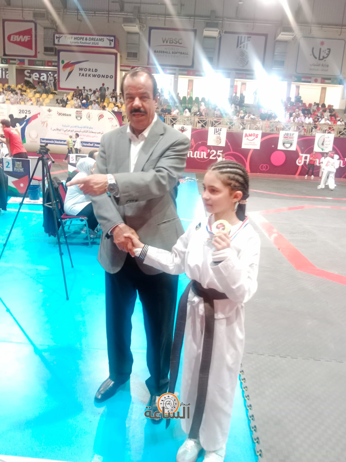 Madar Al-Saa Images 0.8735921528609168