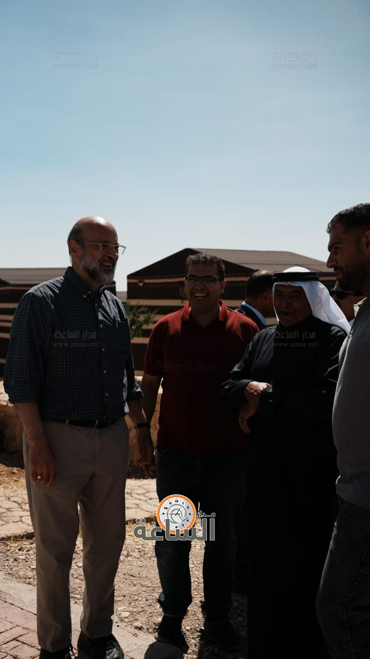 Madar Al-Saa Images 0.9781721587271088