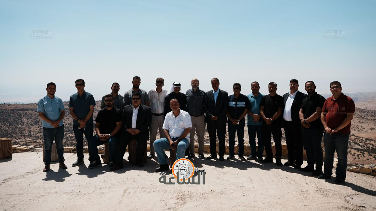 Madar Al-Saa Images 0.4376311839790378