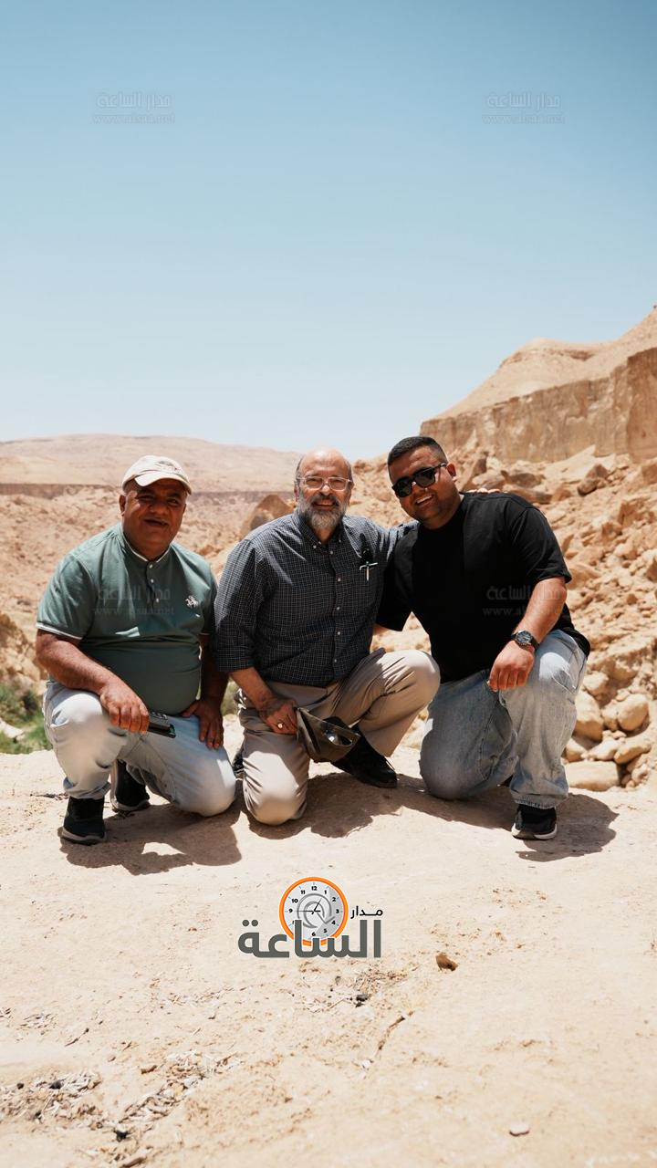 Madar Al-Saa Images 0.3909123944007147