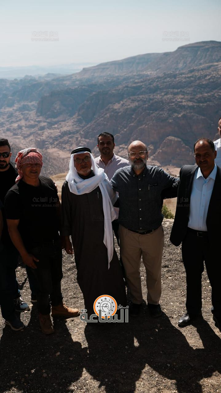 Madar Al-Saa Images 0.7975577702099397