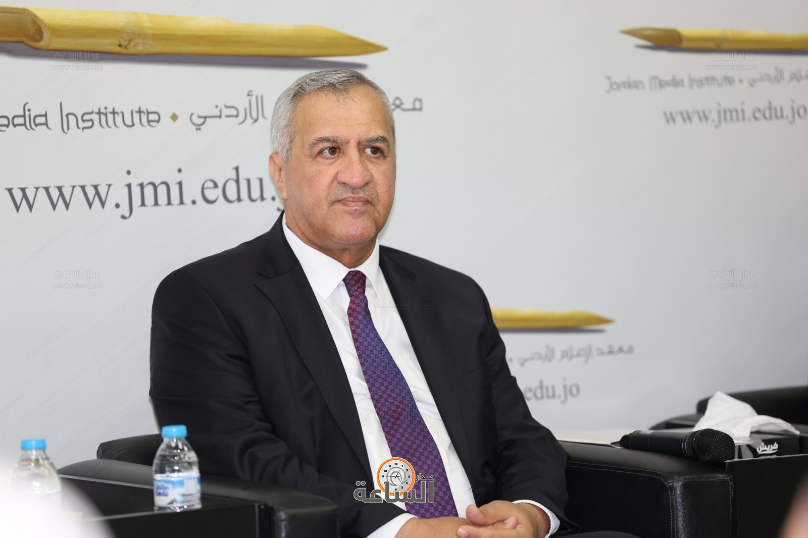 Madar Al-Saa Images 0.3200902372380905