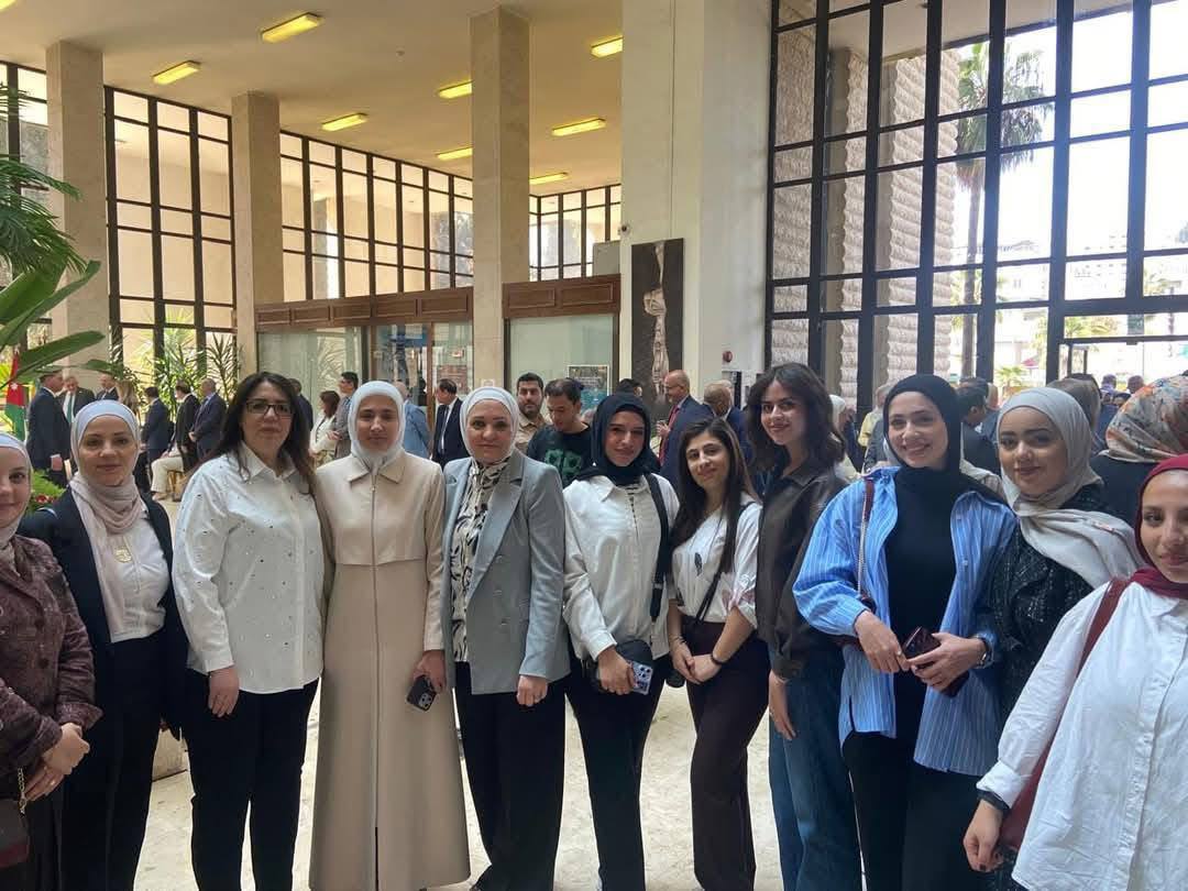 Madar Al-Saa Images 0.10636640550430787