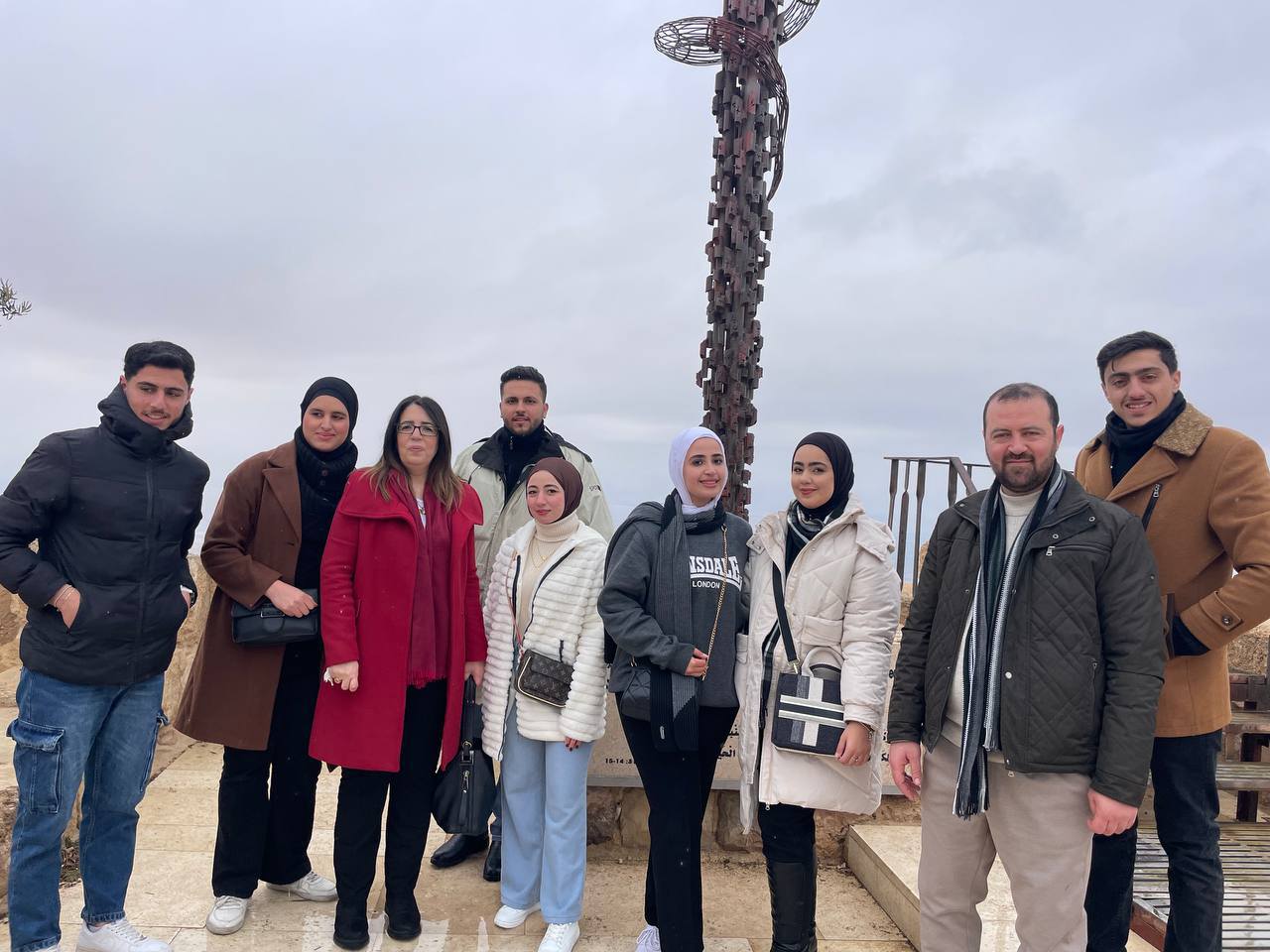 Madar Al-Saa Images 0.07286811991094011