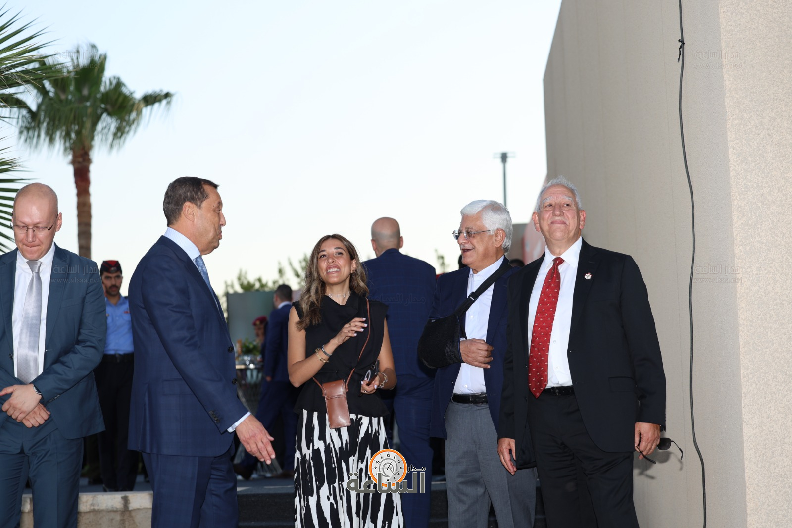 Madar Al-Saa Images 0.5441706839472545