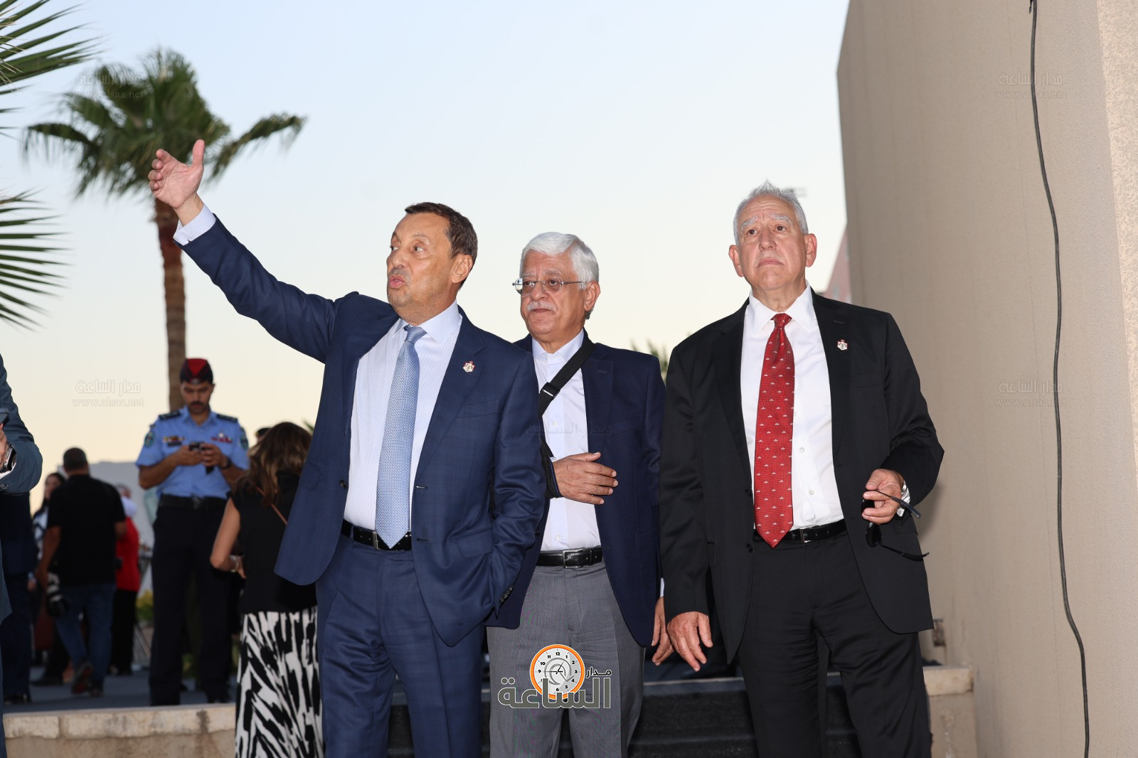 Madar Al-Saa Images 0.5212892398625394