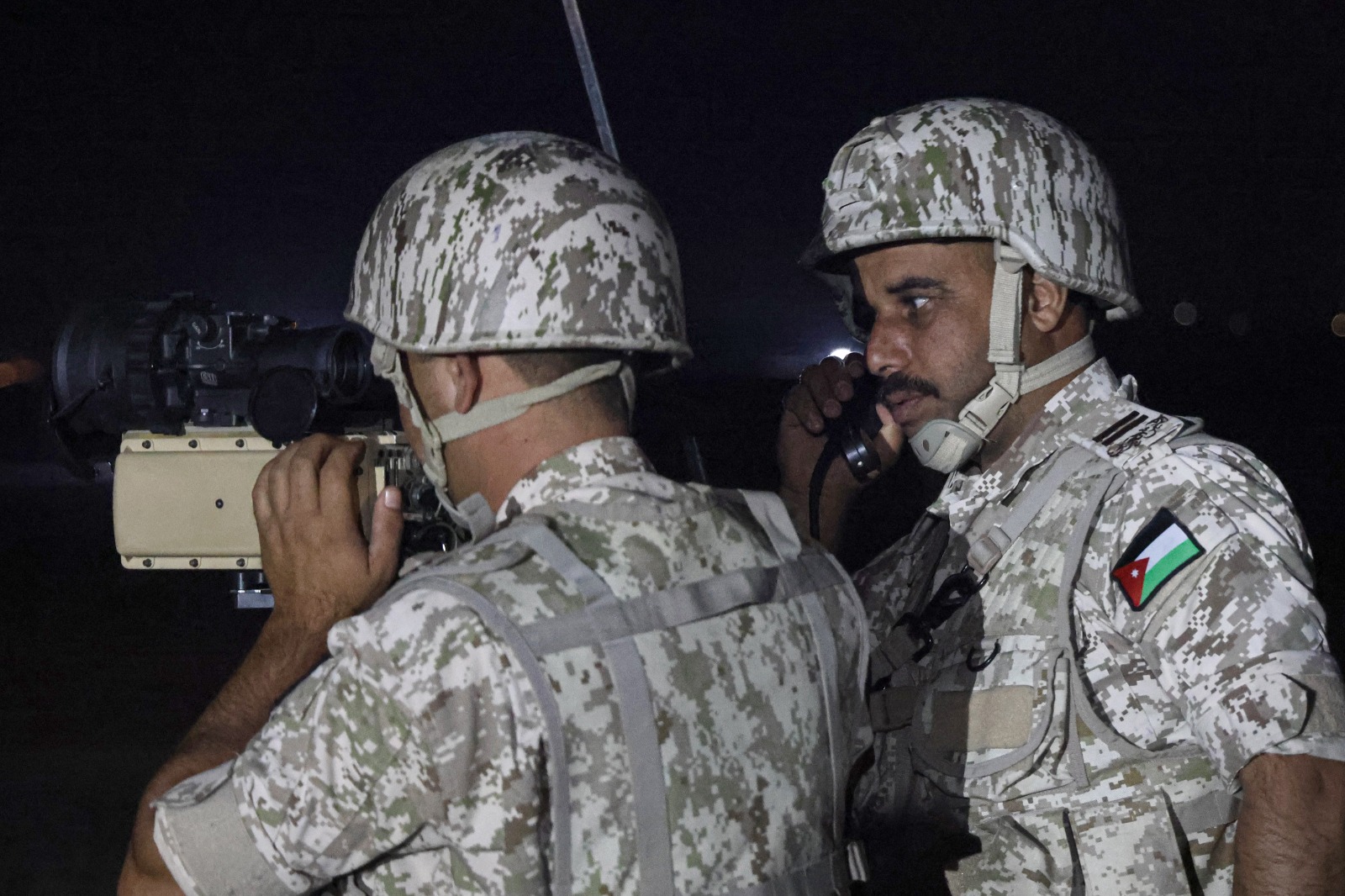 Madar Al-Saa Images 0.6722755540074735