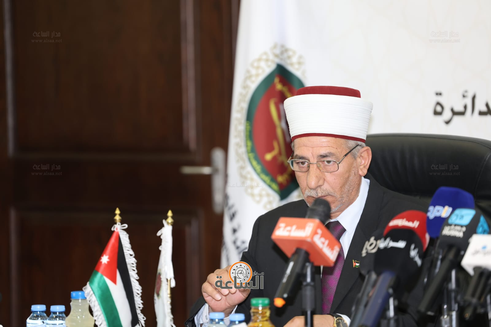 Madar Al-Saa Images 0.586823835717169