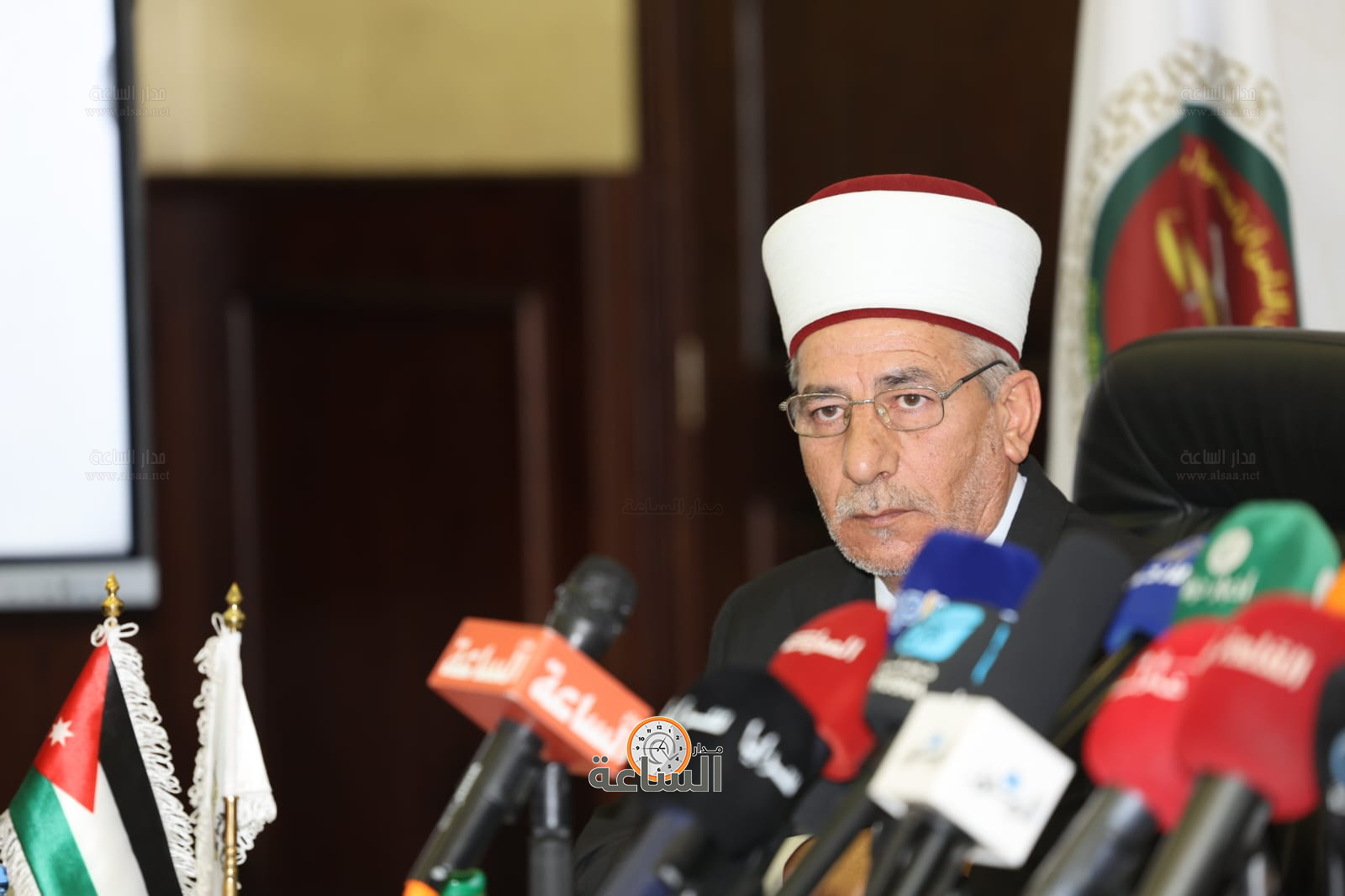 Madar Al-Saa Images 0.6493991856378457