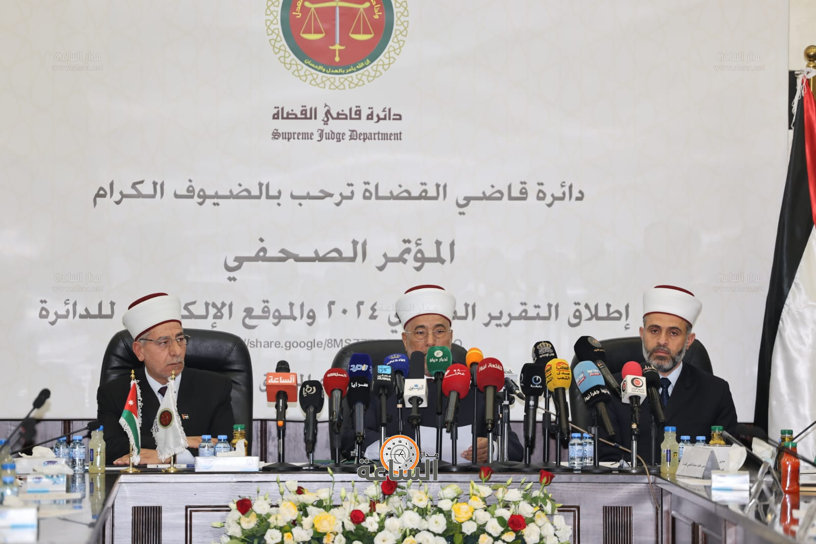 Madar Al-Saa Images 0.34750527304623635