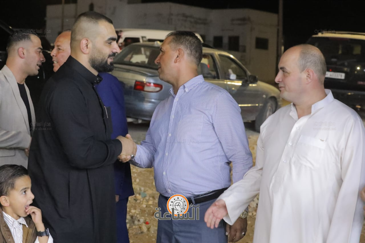 Madar Al-Saa Images 0.668805042485609