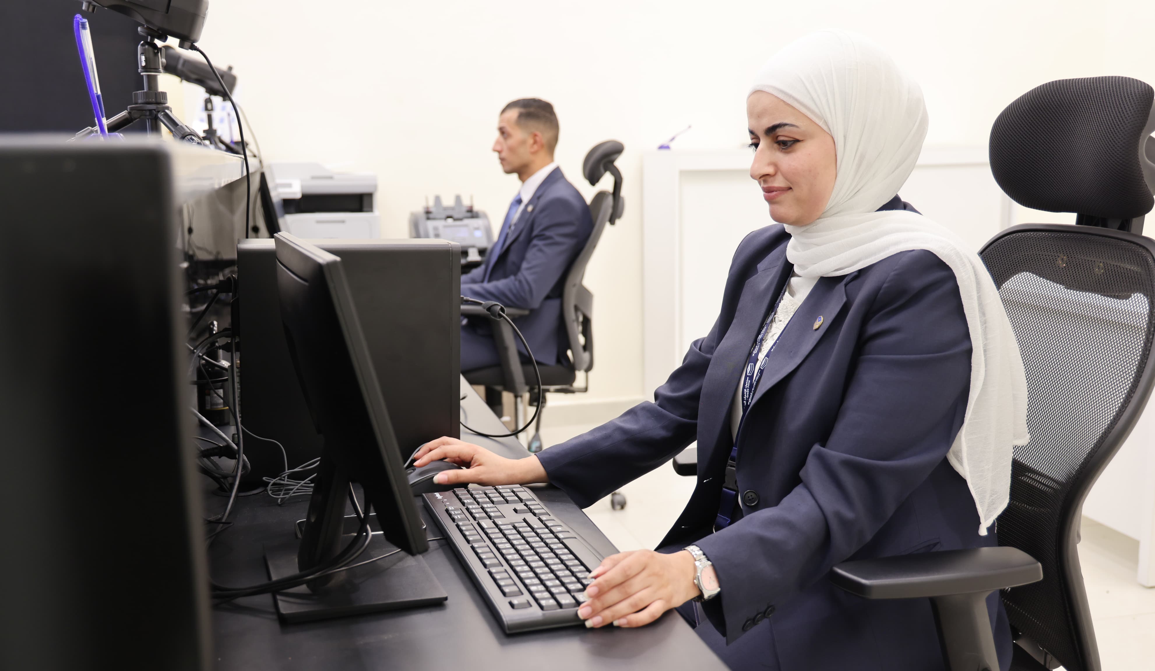 Madar Al-Saa Images 0.9278056018351061