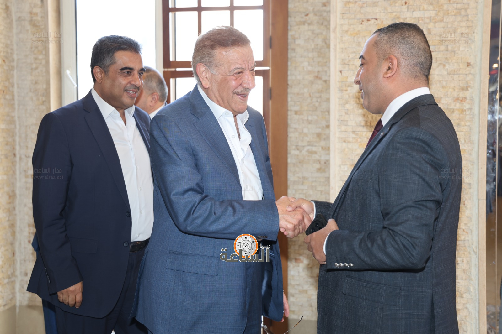 Madar Al-Saa Images 0.337849468922227