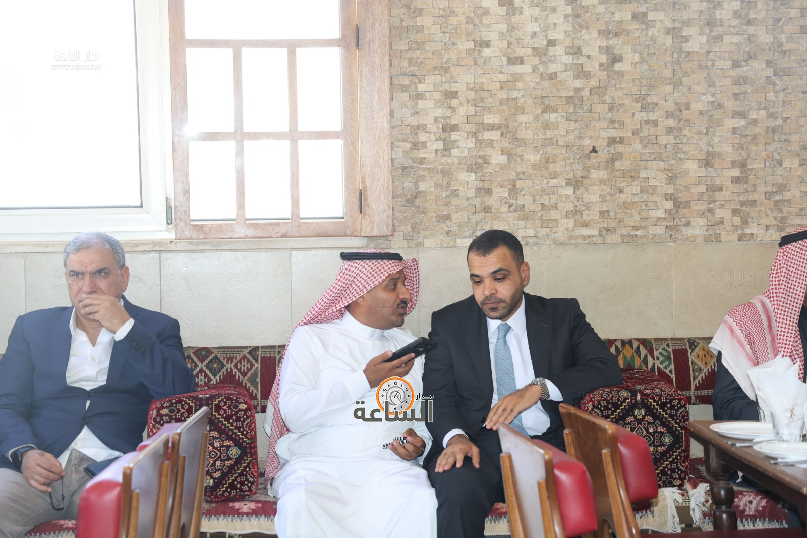 Madar Al-Saa Images 0.9949384894181981