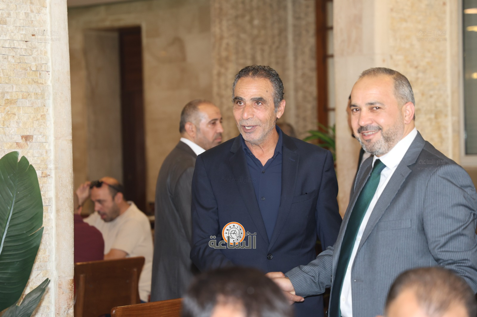 Madar Al-Saa Images 0.9960481551106487