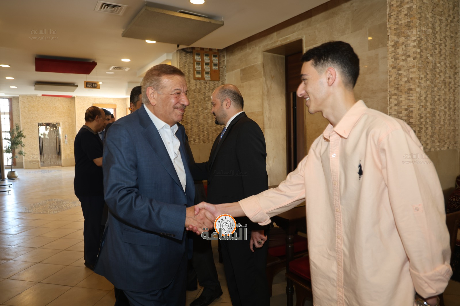 Madar Al-Saa Images 0.6809358367167473