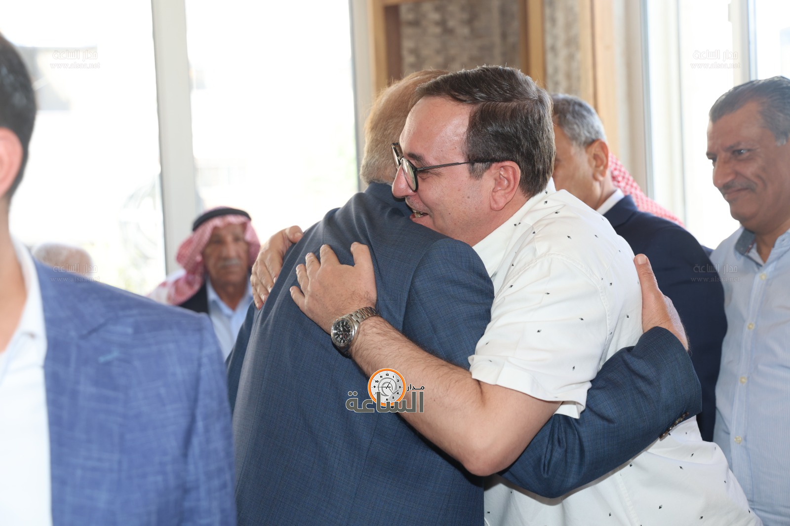 Madar Al-Saa Images 0.5473973620946267