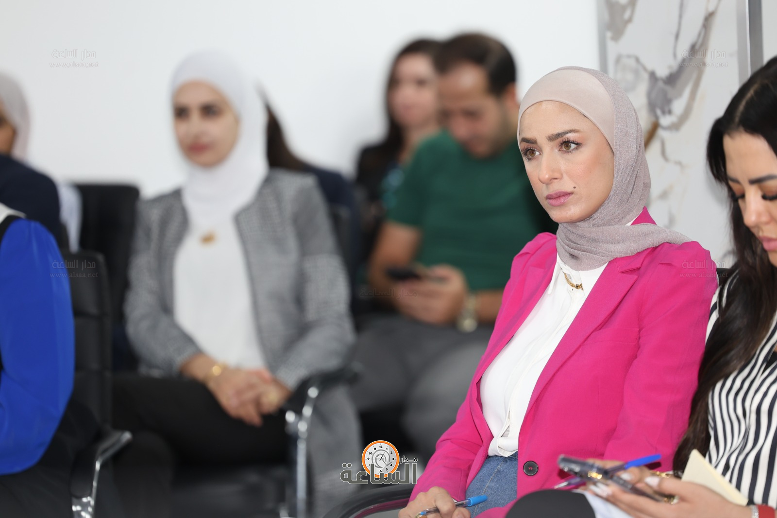 Madar Al-Saa Images 0.34824604476269516