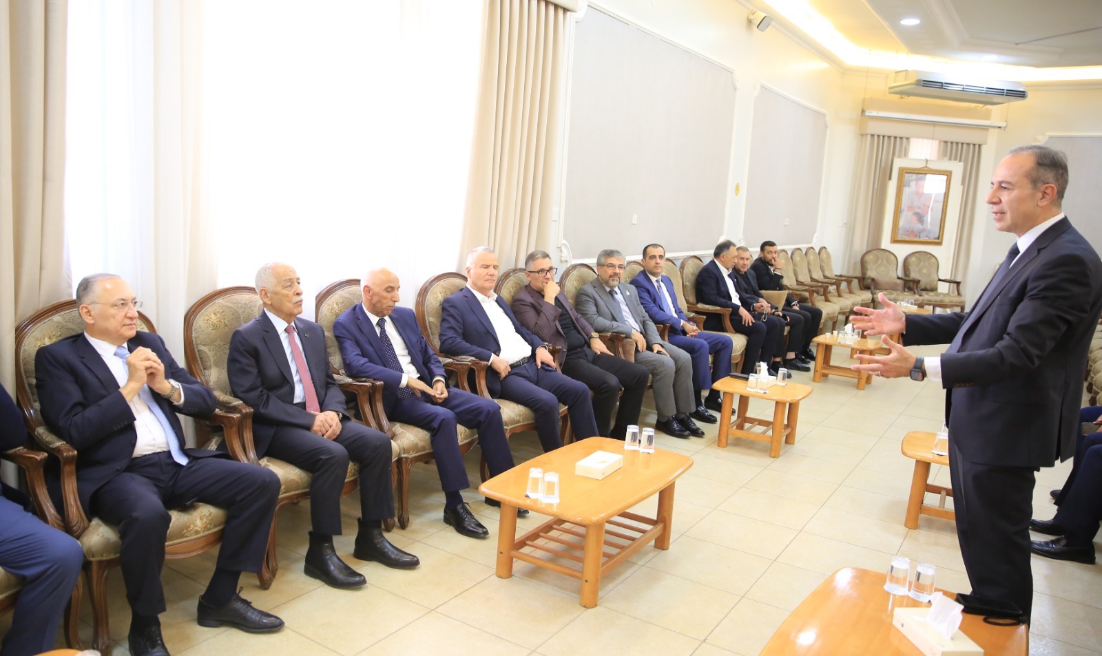 Madar Al-Saa Images 0.5642662341211664