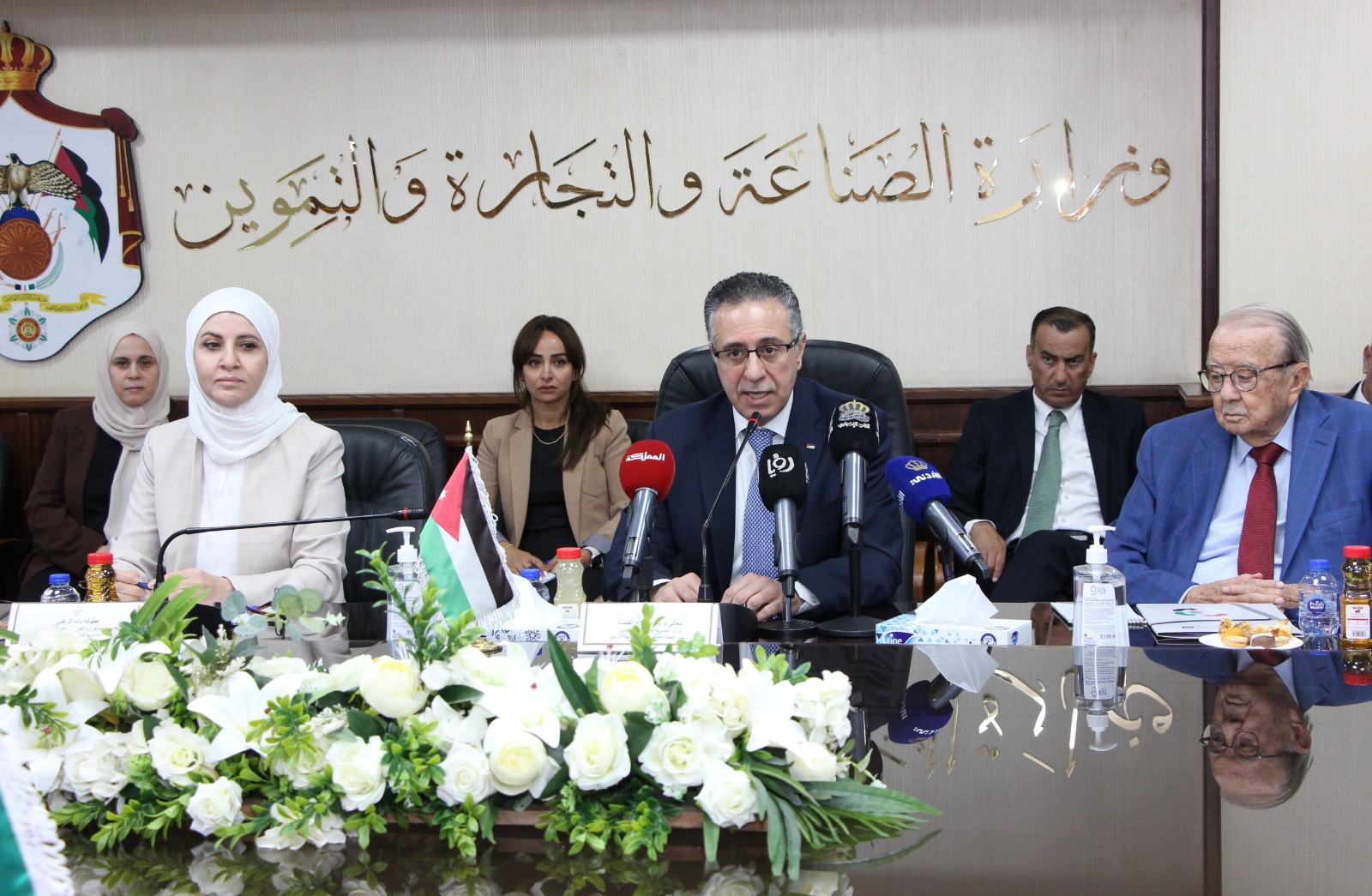 Madar Al-Saa Images 0.8243161884963381