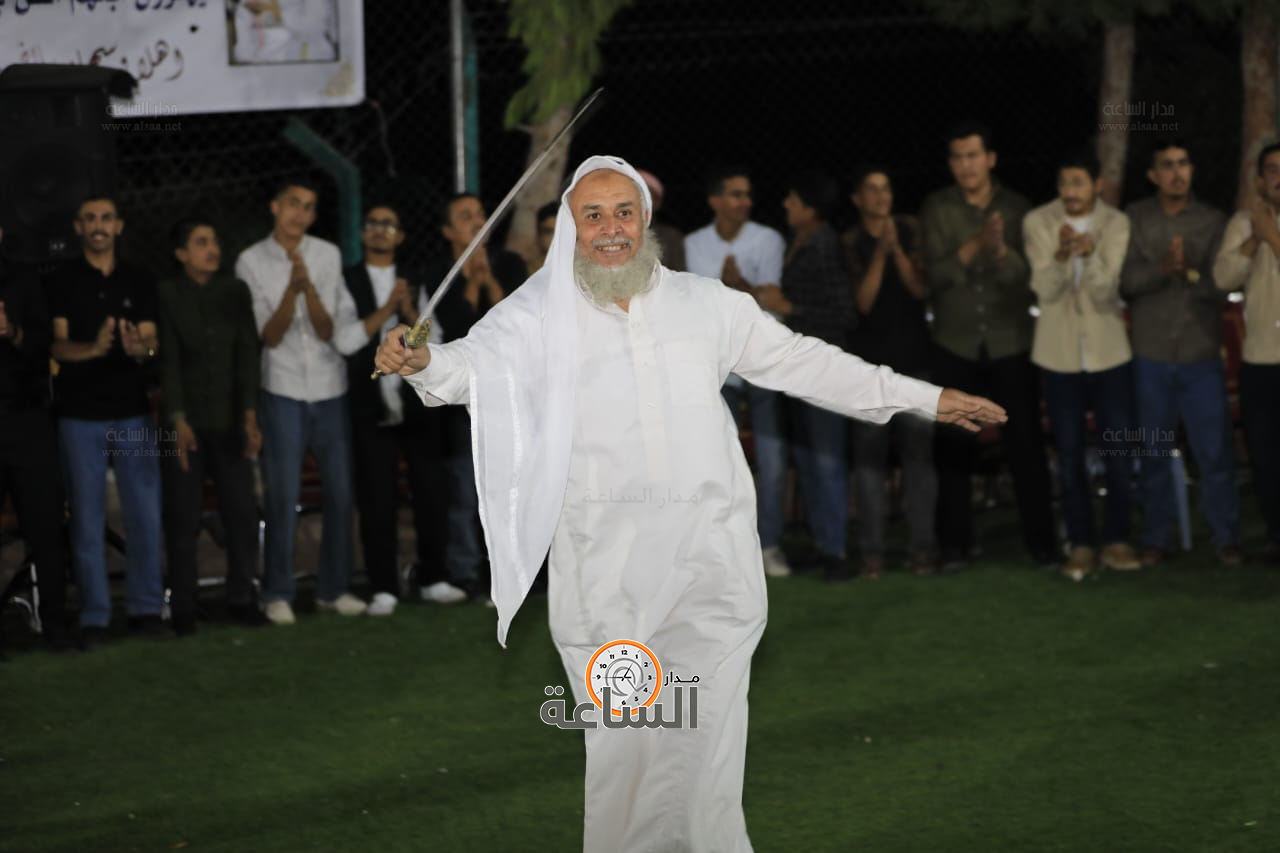 Madar Al-Saa Images 0.48857242778626675