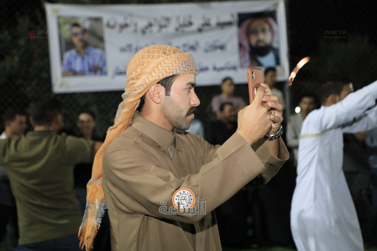 Madar Al-Saa Images 0.38511529293993774