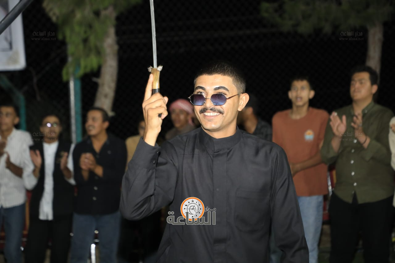 Madar Al-Saa Images 0.36157235620415673