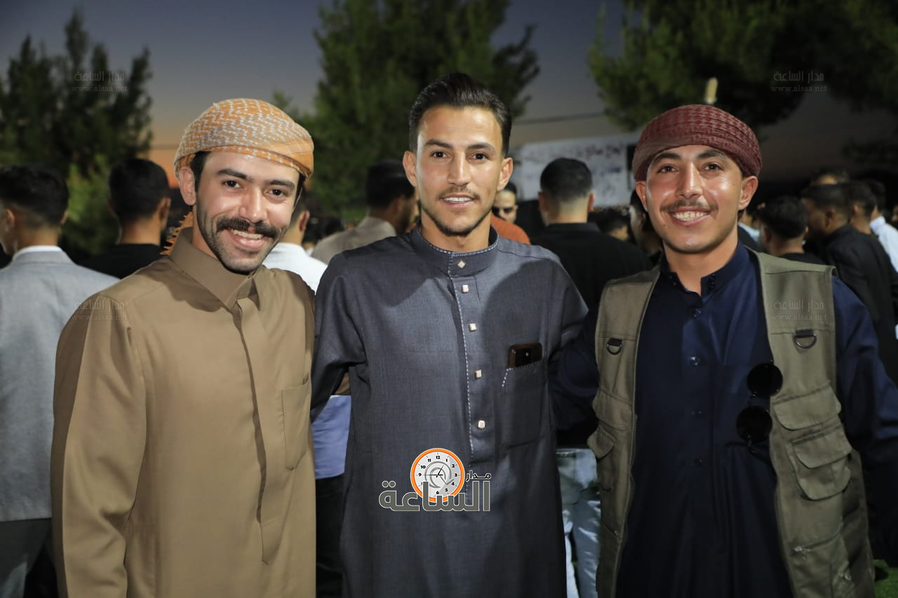 Madar Al-Saa Images 0.48190381146254235