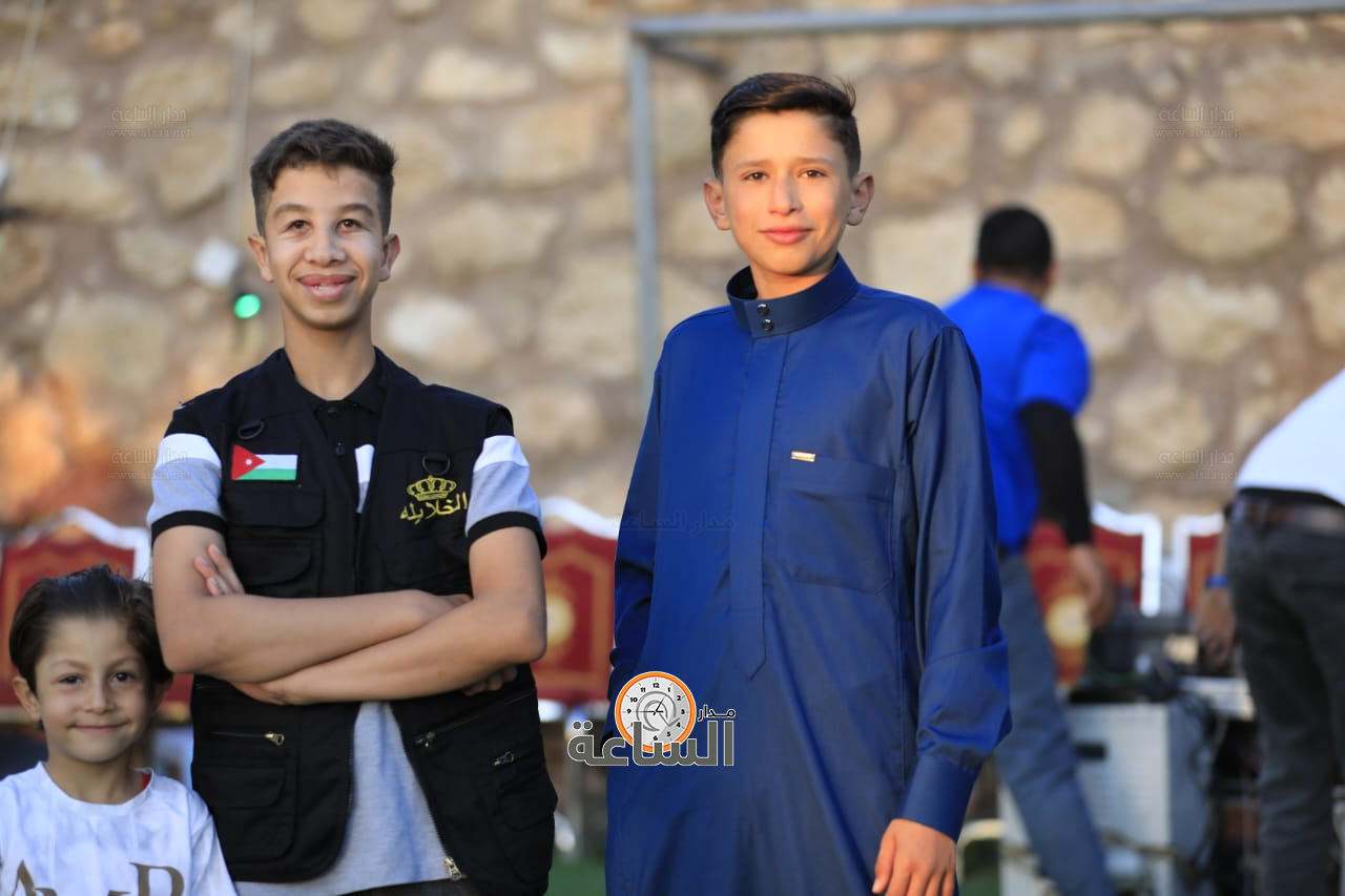 Madar Al-Saa Images 0.6741921075159912