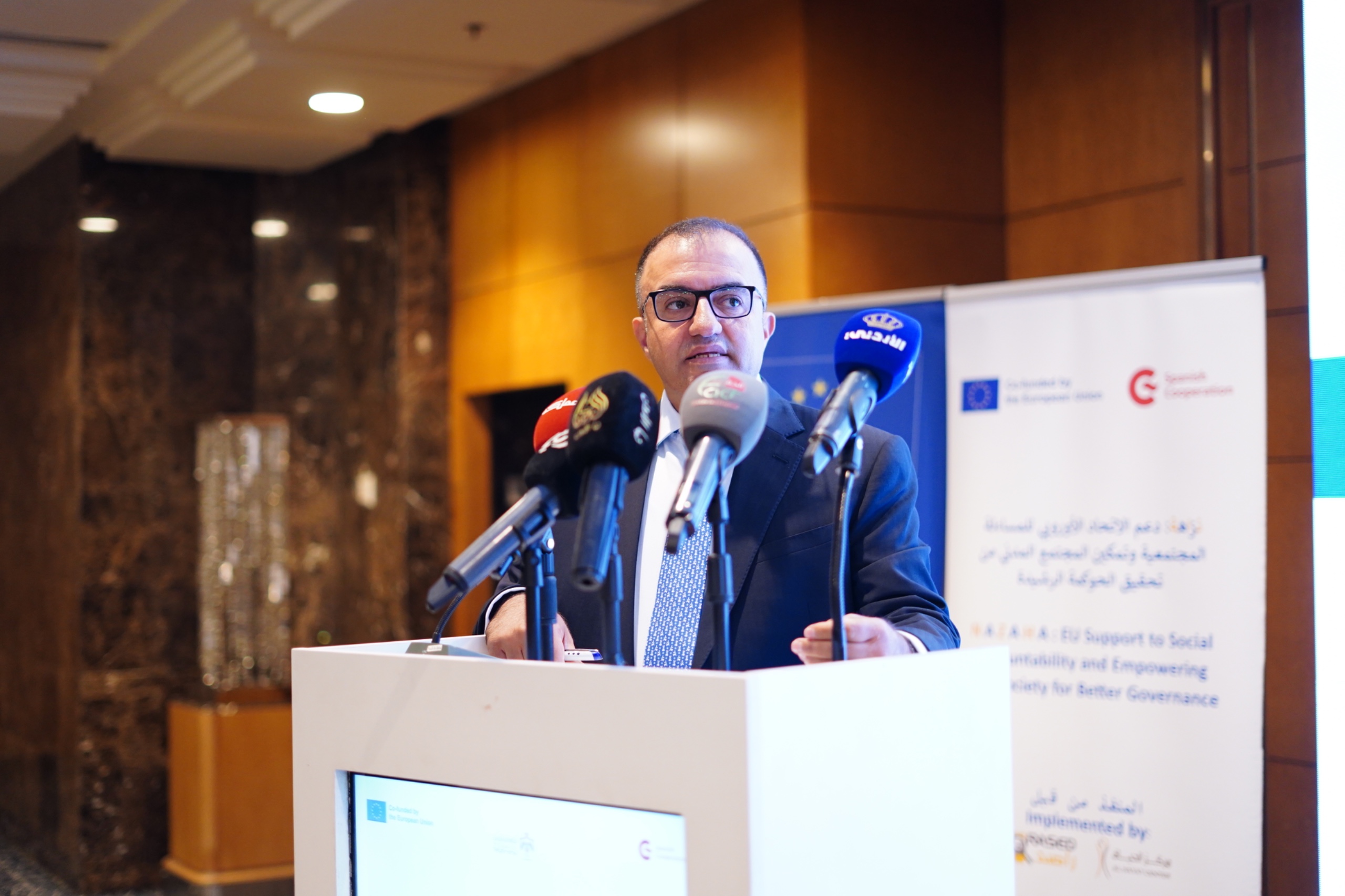 Madar Al-Saa Images 0.6151993360437603