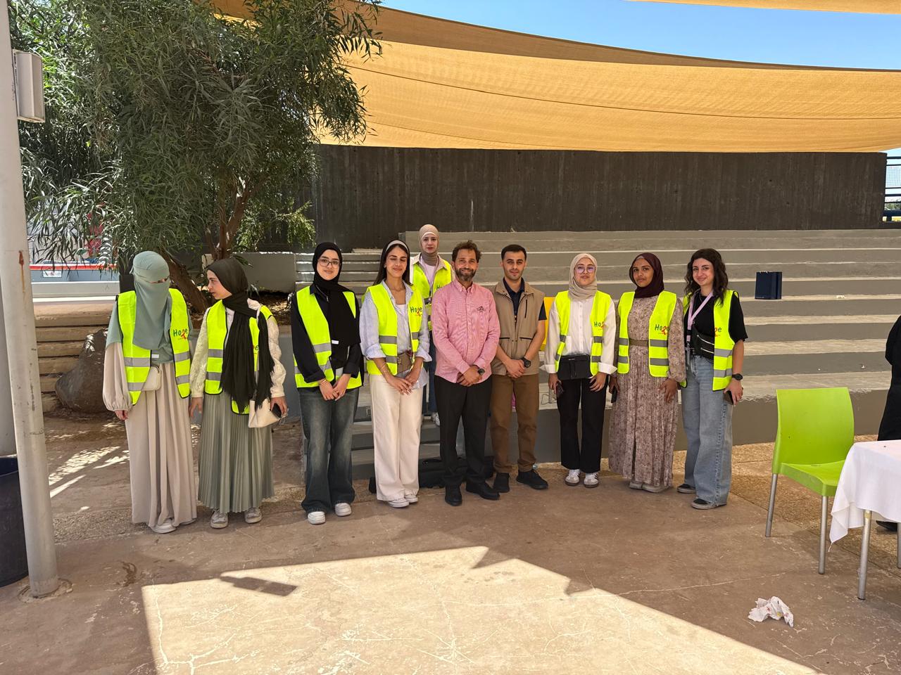 Madar Al-Saa Images 0.3751154490070323