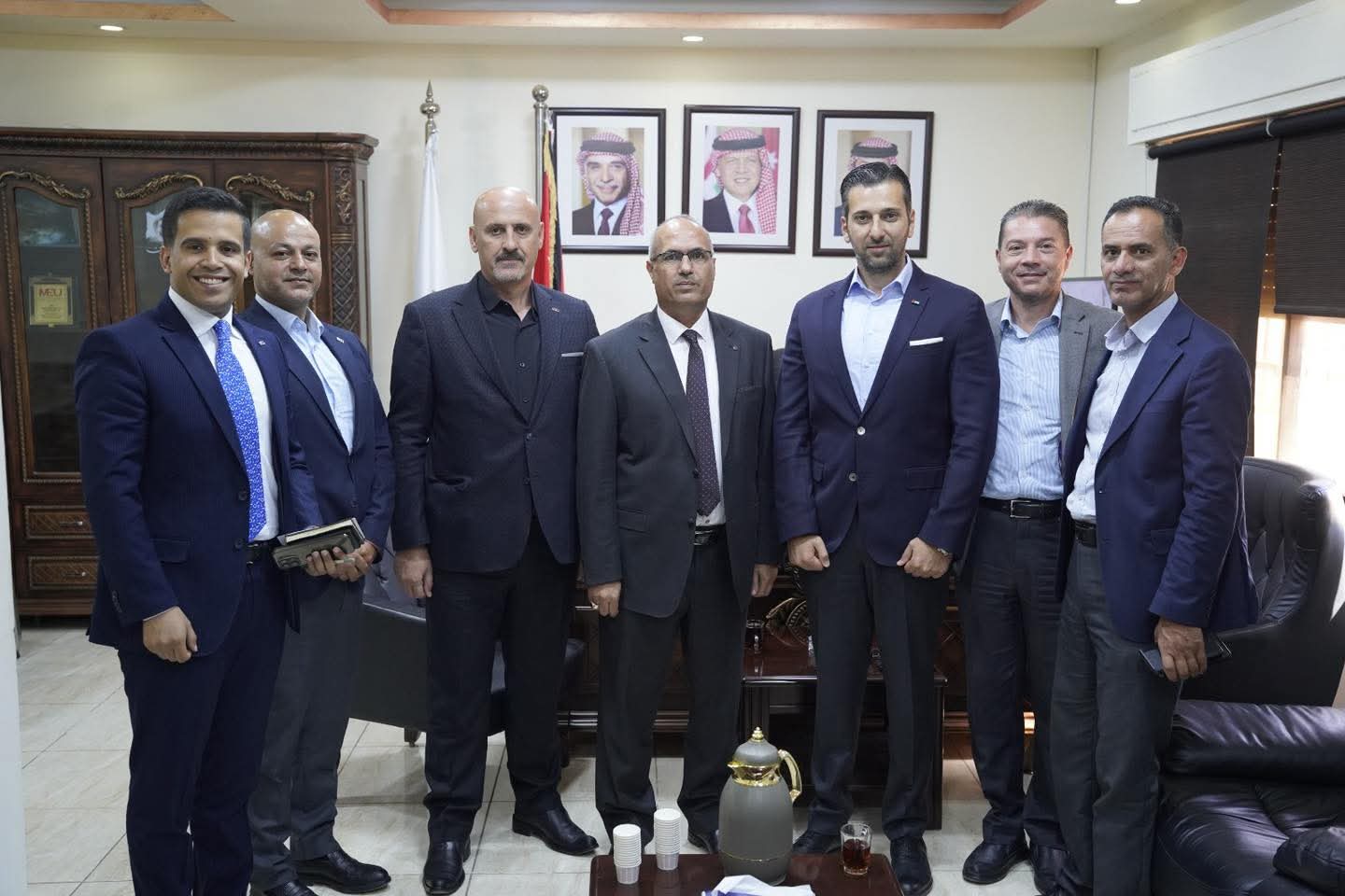 Madar Al-Saa Images 0.7726219920349044